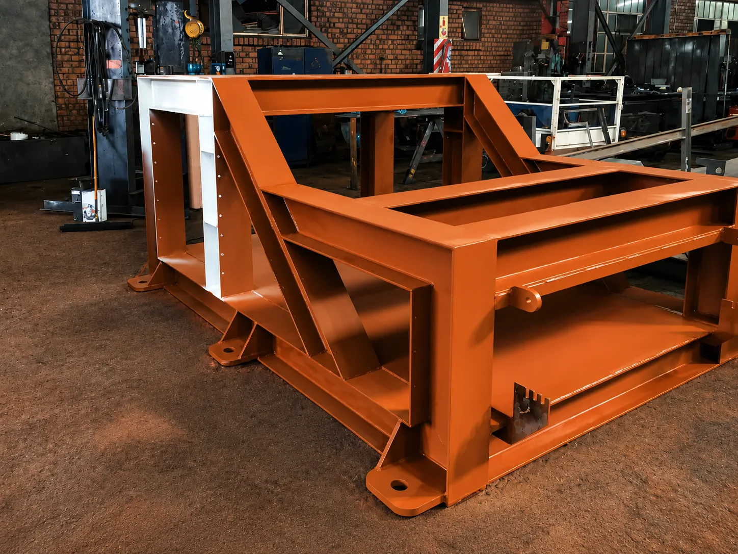 Screen and crusher equipment